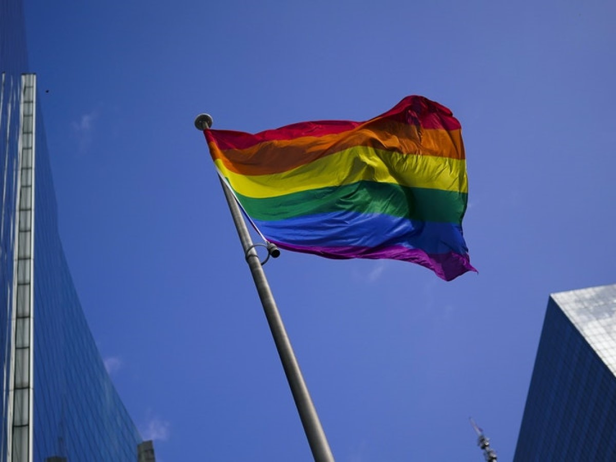 波蘭收緊性小眾權利　擬修例禁同居同性伴侶領養兒童